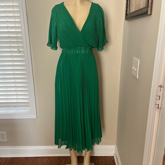 ZARA NWT Pleated Midi Dress in Green Size XS - Picture 5 of 13